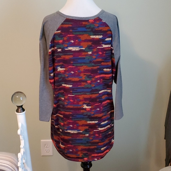 LuLaRoe Randy top - Picture 2 of 8